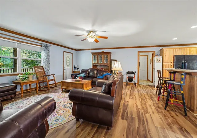 3rd image of 1946 Nazareth Rd, Kalamazoo, MI 49048 | MLS# 70552425