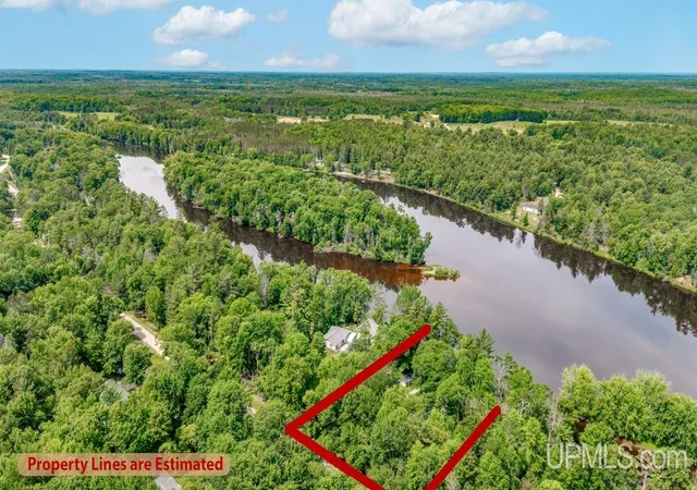 Homes for sale in Wallace, MI | N6079 Shore Dr Q-4 Rd, Wallace, MI 49893 | MLS# 50213168