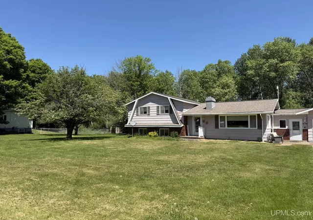 Homes for sale in Caspian, MI | 406 W Fourth Ave, Caspian, MI 49915 | MLS# 50210360