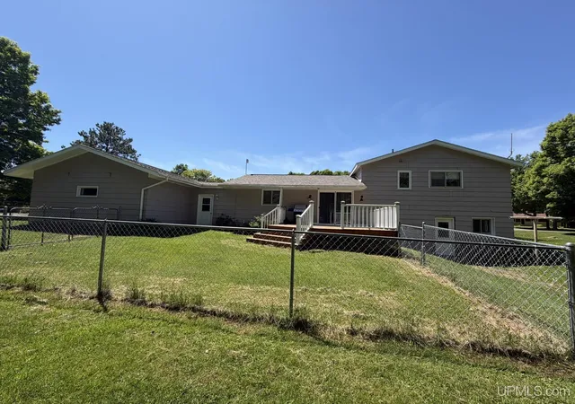 Homes for sale in Caspian, MI | 406 W Fourth Ave, Caspian, MI 49915 | MLS# 50210360