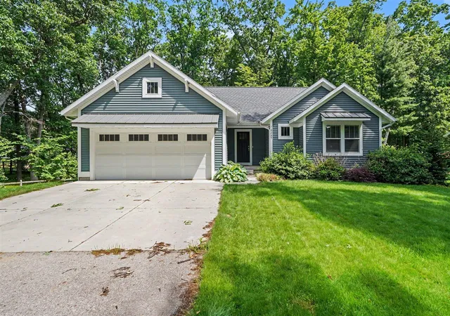 2nd image of 14347 Johnson St, Grand Haven, MI 49417 | MLS# 70526216