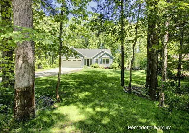 3rd image of 14347 Johnson St, Grand Haven, MI 49417 | MLS# 70526216