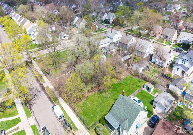 3rd image of 7540 Asbury Park, Detroit, MI 48228 | MLS# 60985522