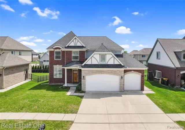 Homes for sale in Chesterfield, MI | 26608 Fountain View Blvd, Chesterfield, MI 48051 | MLS# 60999145