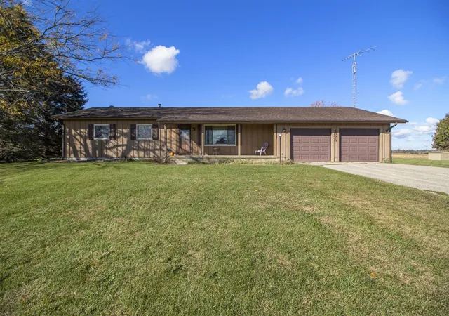2nd image of 4926 Lima Center Rd, Ann Arbor, MI 48103 | MLS# 70504121