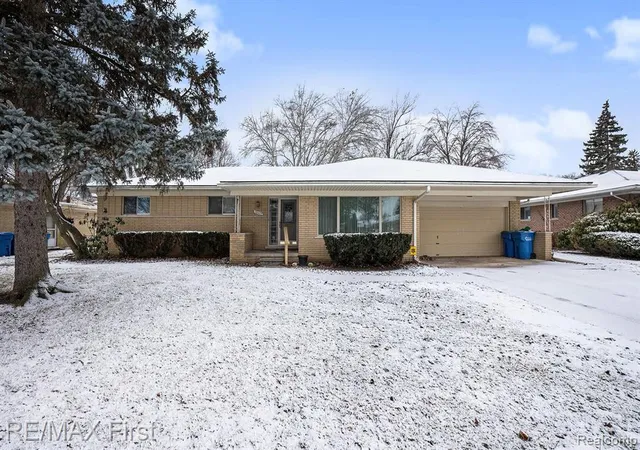 2nd image of 32029 Desmond Dr, Warren, MI 48093 | MLS# 60368327