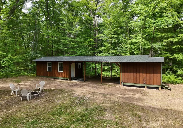 Homes for sale in Wellston, MI | 4570 Mary Rd, Wellston, MI 49689 | MLS# 70542498