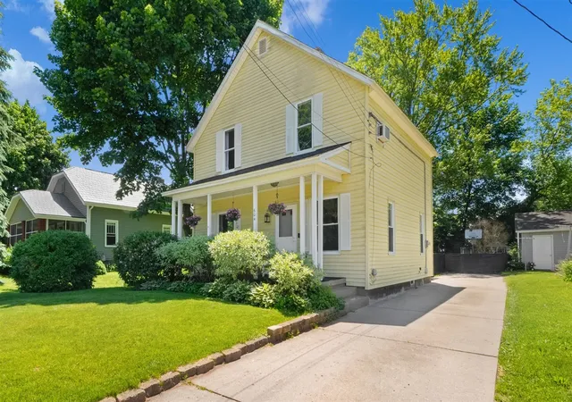 Photo 2 of Sale Pending at 604 Hubbard St, Grand Rapids, MI 49525 | MLS# 70536961 | Listing updated on 2026-06-09