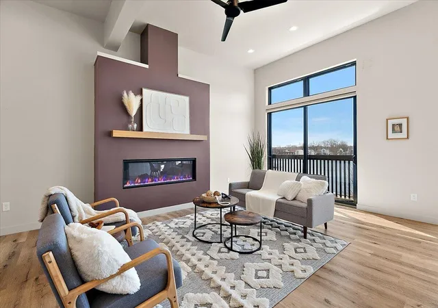 3rd image of 220 King St, Kent, MI 49331