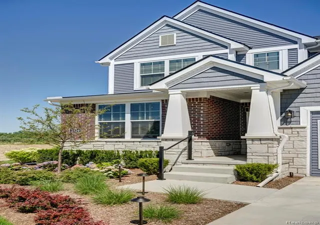 Photo 34 of Single family home for sale at 2400 Provencal Dr, Commerce Township, MI 48382 | MLS# 60999928 | Listing updated on 2026-08-05