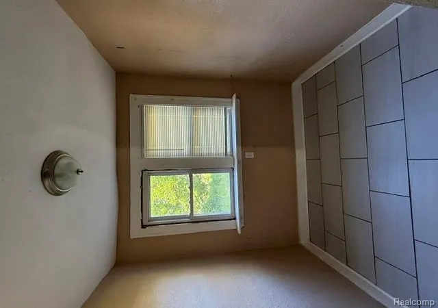Photo 4 of Single family home for sale at 14975 Stansbury St, Detroit, MI 48227 3230 | MLS# 61004228 | Listing updated on 2026-09-09