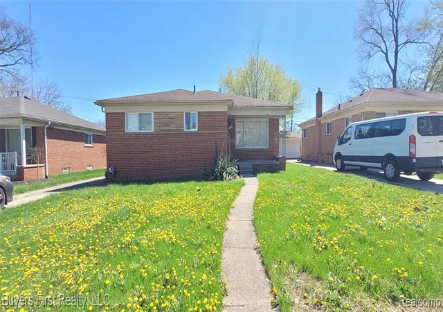 Photo 1 of Single family home for sale at 15705 Hilton St, Southfield, MI 48075 6011 | MLS# 60986987 | Listing updated on 2026-09-04
