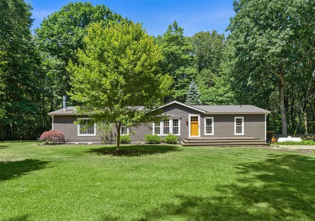 1st image of 2944 64th St, Fennville, MI 49408 | MLS# 70545887