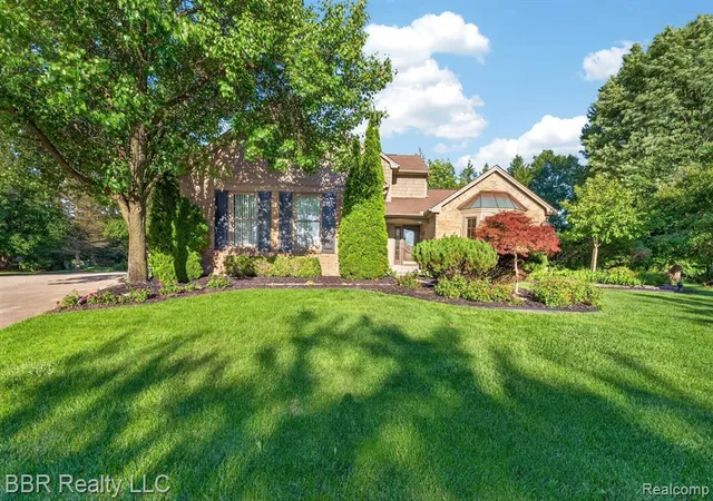 Homes for sale in Novi, MI | 45411 Halston Ct, Novi, MI 48374 | MLS# 61008161