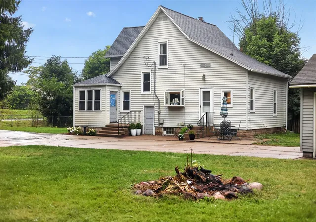 2nd image of 1391 Belleview Dr, Ionia, MI 48846 | MLS# 70554240