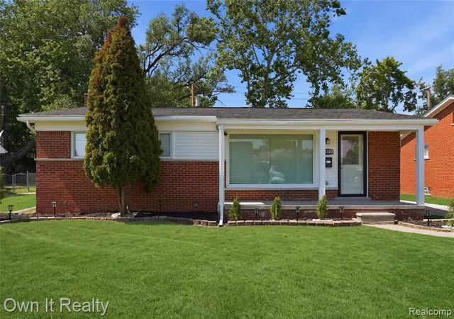 Homes for sale in Dearborn Heights, MI | 20320 Whitlock Dr, Dearborn Heights, MI 48127 | MLS# 61011213