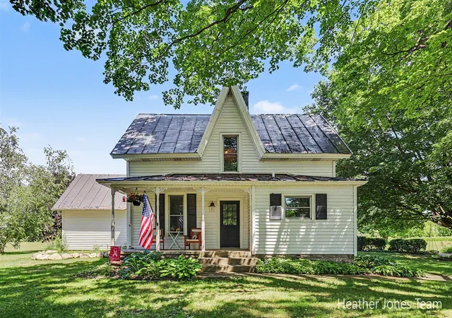 Homes for sale in Rockford, MI | 8960 Myers Lake Ave, Rockford, MI 49341 | MLS# 70542319