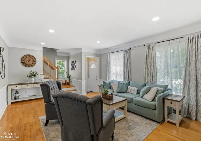 4th image of 474 Touraine Rd, Grosse Pointe Farms, MI 48236 | MLS# 50210810