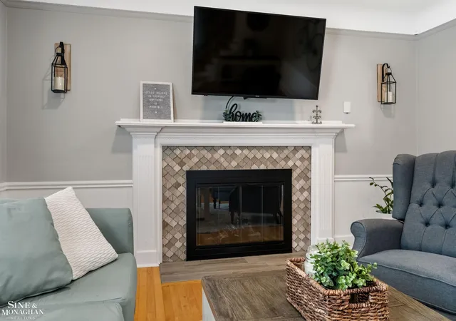 5th image of 474 Touraine Rd, Grosse Pointe Farms, MI 48236 | MLS# 50210810
