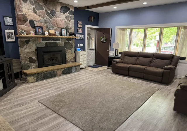 3rd image of 300 Brady St, Chesaning, MI 48616 | MLS# 50206994