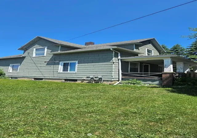 3rd image of 1819/1821 S Niagara St, Saginaw, MI 48602 | MLS# 60997661