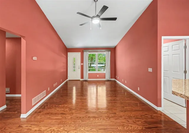 4th image of 4955 Red Pine Dr, Grant, MI 49327 | MLS# 70543880