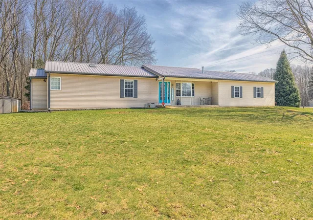 Homes for sale in Plainwell, MI | 1255 106th Ave, Plainwell, MI 49080 | MLS# 70523122
