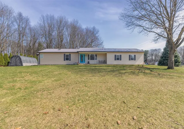 Homes for sale in Plainwell, MI | 1255 106th Ave, Plainwell, MI 49080 | MLS# 70523122