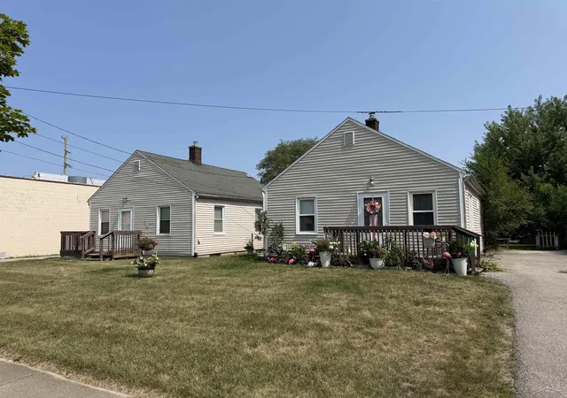 2nd image of 3432/3436 Court St, Saginaw, MI 48602 | MLS# 50218587