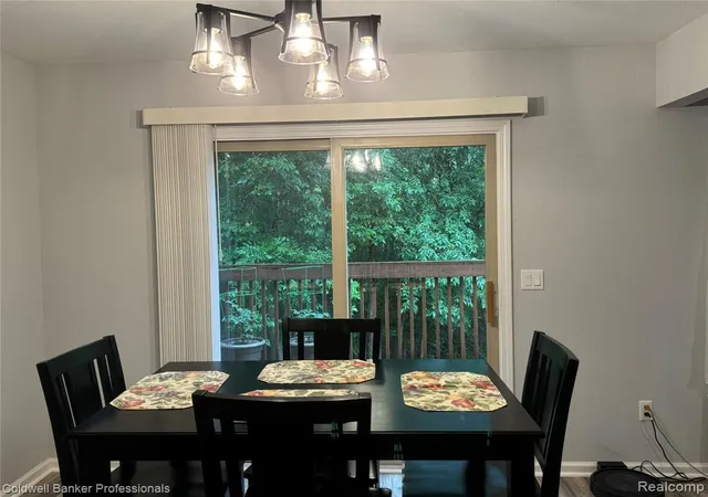 2nd image of 1043 Old Leake Ct, Holly, MI 48442 | MLS# 61003960