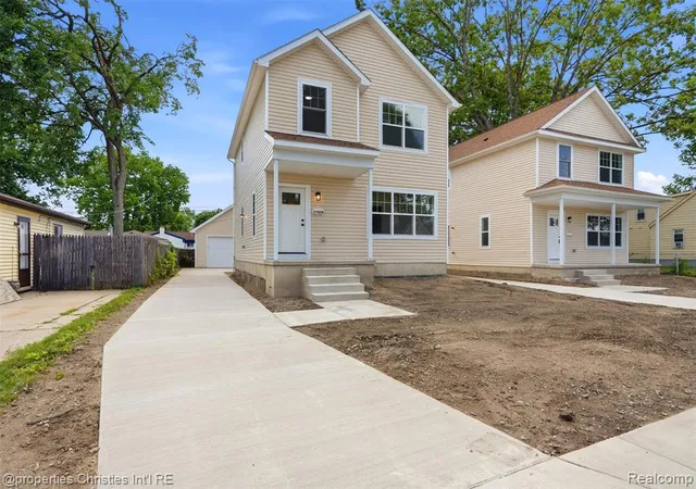 Homes for sale in Madison Heights, MI | 27828 Groveland St, Madison Heights, MI 48071 | MLS# 61005562
