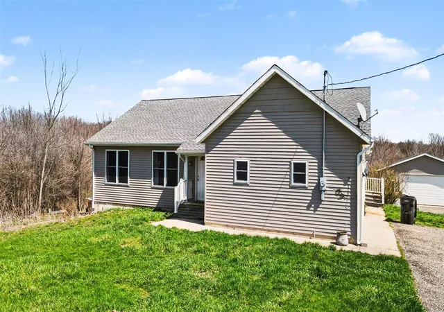 Photo 2 of Sale Pending at 1845 Crystal Ln, Allegan, MI 49010 | MLS# 70523763 | Listing updated on 2026-04-21