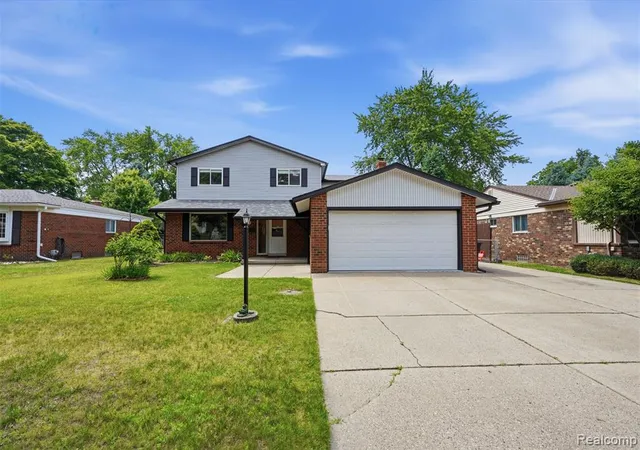 1st image of 14385 Pere St, Livonia, MI 48154 4760 | MLS# 61008888