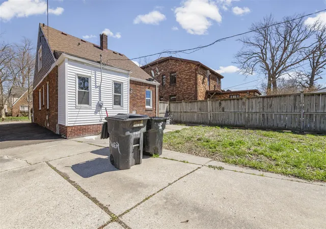 Homes for sale in Detroit, MI | 5541 Grayton St, Detroit, MI 48224 | MLS# 70525384