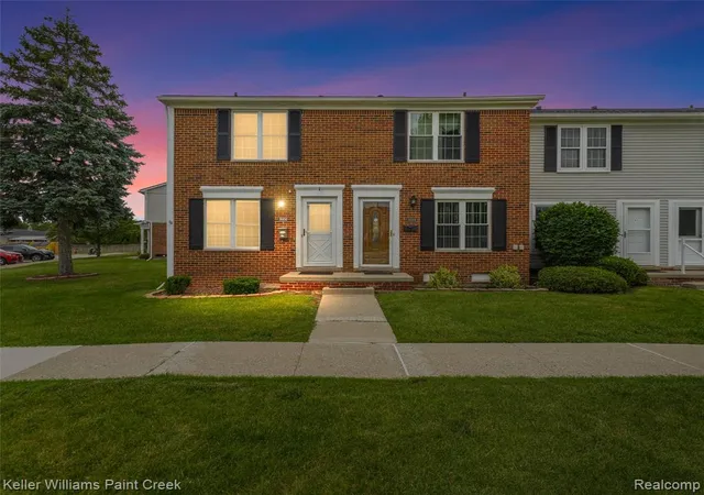 Homes for sale in Sterling Heights, MI | 36650 Park Pl Dr #51, Sterling Heights, MI 48310 | MLS# 61003699