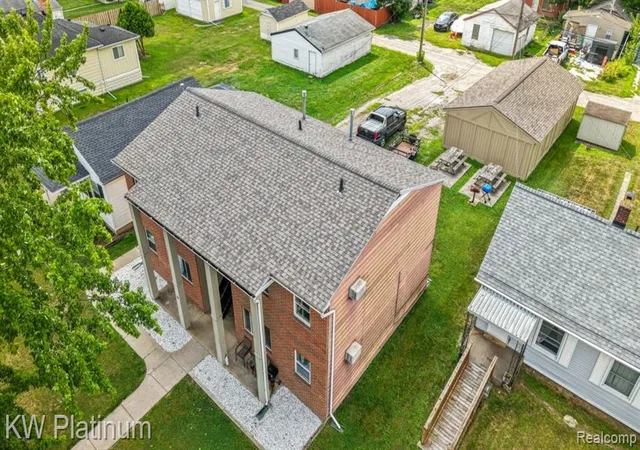 Photo 5 of Sale Pending at 50 S Rose St, Mount Clemens, MI 48043 | MLS# 61020743 | Listing updated on 2026-08-24