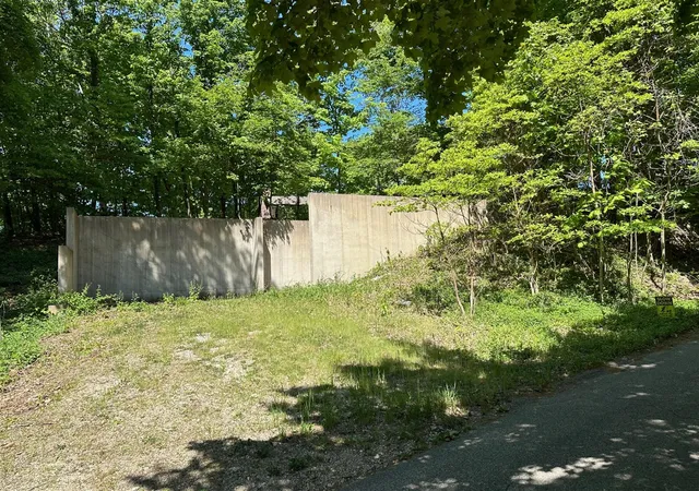 Photo 4 of Land for sale at Fox Hl Ln, Holland, MI 49423 | MLS# 70546567 | Listing updated on 2026-09-05