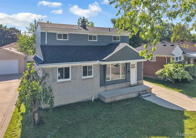 Homes for sale in Lincoln Park, MI | 3043 Green St, Lincoln Park, MI 48146 | MLS# 60997444