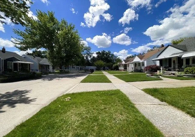 Homes for sale in Lincoln Park, MI | 4230 Longtin Ave, Lincoln Park, MI 48146 | MLS# 61007023