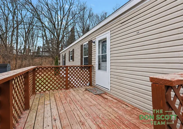Homes for sale in Rockford, MI | 6913 Sandwood St, Rockford, MI 49341 | MLS# 70528425