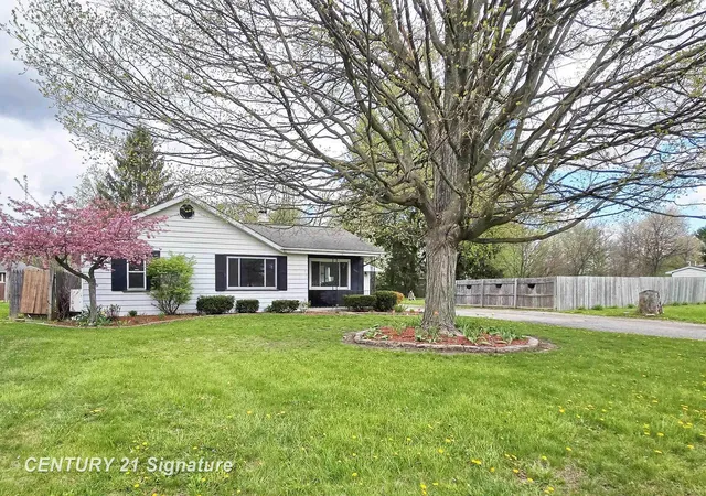 Homes for sale in Saginaw, MI | 2405 Nebraska Ave, Saginaw, MI 48601 | MLS# 50209768