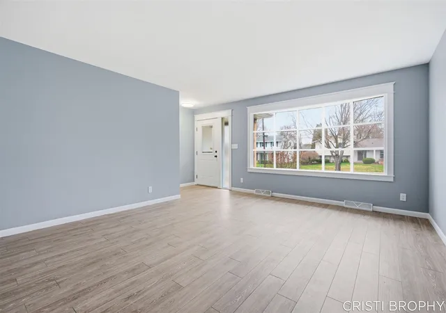 Homes for sale in Grand Rapids, MI | 2538 Berwyck Rd, Grand Rapids, MI 49506 | MLS# 70504096