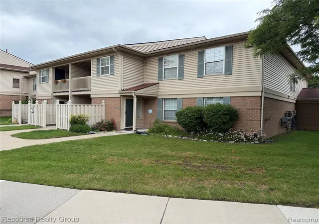 Homes for sale in Northville, MI | 19168 Northridge Dr, Northville, MI 48167 | MLS# 61004783