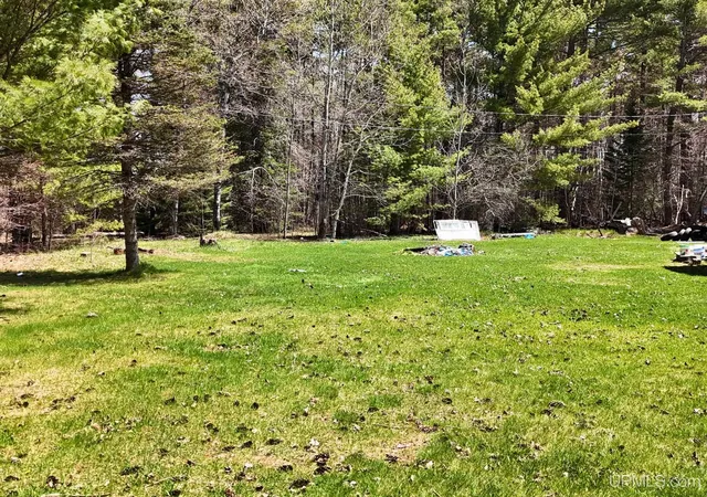 Homes for sale in Little Lake, MI | 1906 E First St, Little Lake, MI 49833 | MLS# 50208509