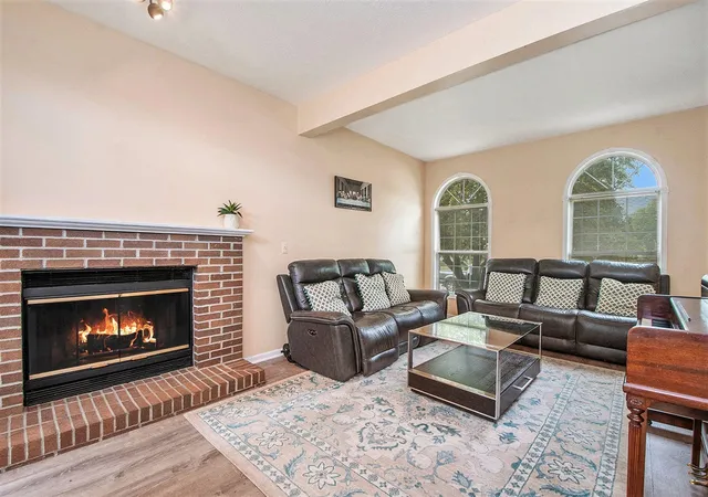 Photo 3 of Sale Pending at 5920 Castle Brk Ave, Grand Rapids, MI 49508 | MLS# 70494591 | Listing updated on 2025-10-30