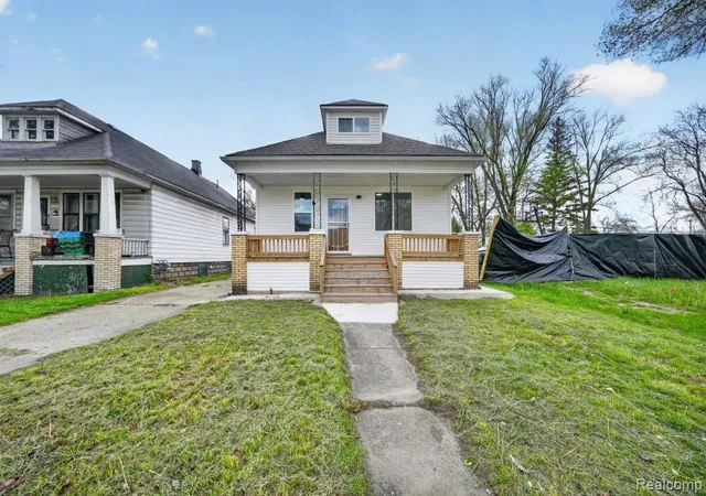 Photo 3 of Single family home for sale at 13735 Gable St, Hamtramck, MI 48212 | MLS# 60995426 | Listing updated on 2026-07-07