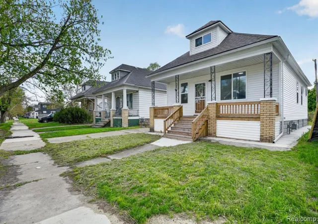 Photo 3 of Single family home for sale at 13735 Gable St, Hamtramck, MI 48212 | MLS# 60995426 | Listing updated on 2026-07-07