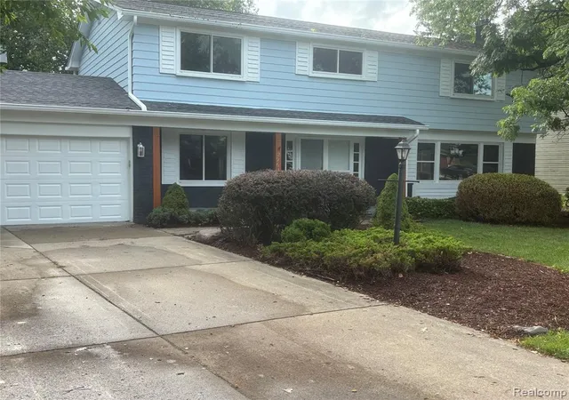 1st image of 29621 Fernhill Dr, Farmington Hills, MI 48334 2025 | MLS# 61023816