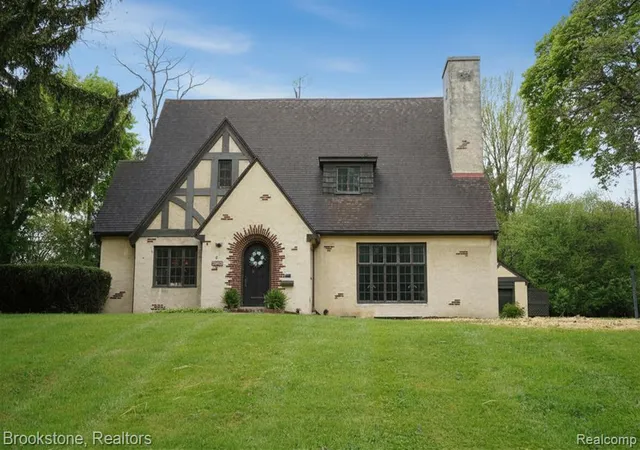 1st image of 1840 Hampden Rd, Flint, MI 48503 | MLS# 60990580