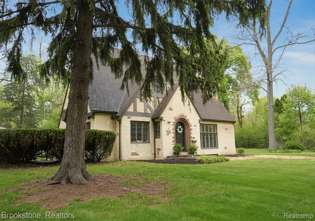 5th image of 1840 Hampden Rd, Flint, MI 48503 | MLS# 60990580